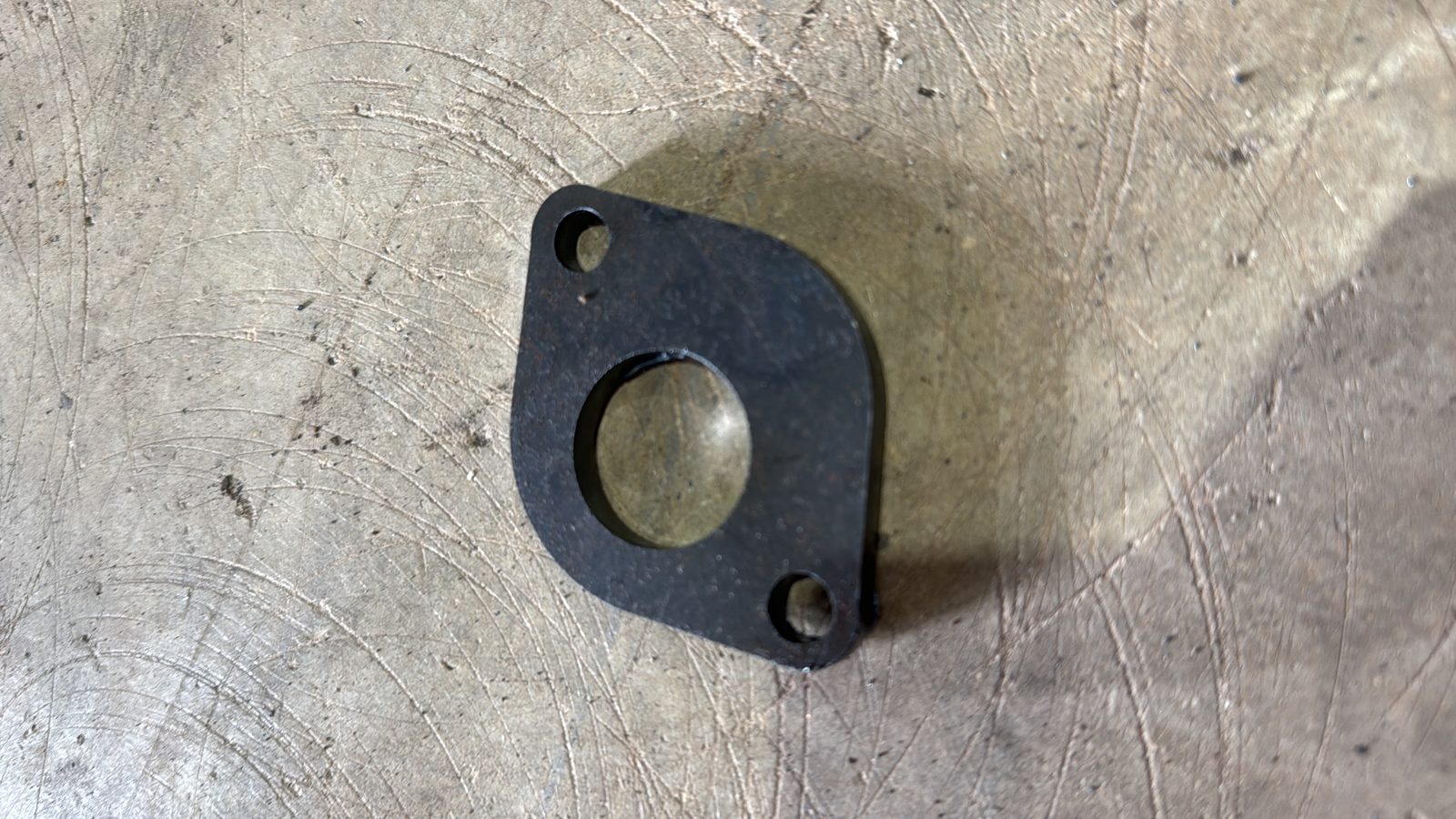 Laser-cut steel flange